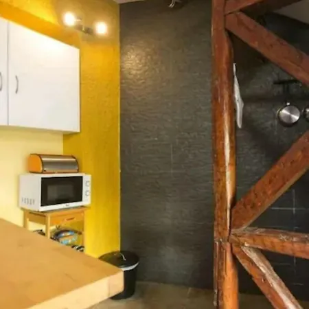 아파트 Loft De Encanto Num Bairro Tipico De Lisboaa! *